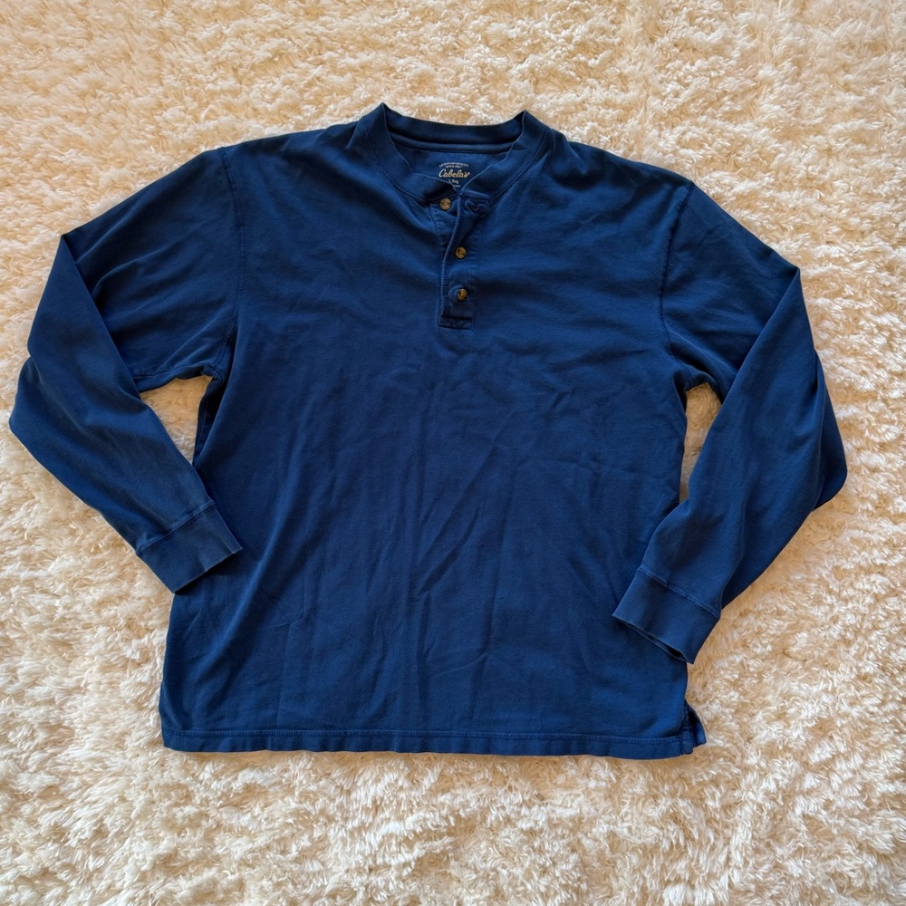 Cabela’s blue long sleeve shirt men’s size large